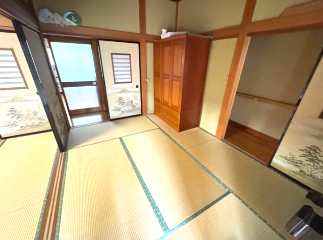 小田原市飯田岡　中古戸建の和室|和室ならではの温かな和の空間で寛ぎの時間を過ごせます