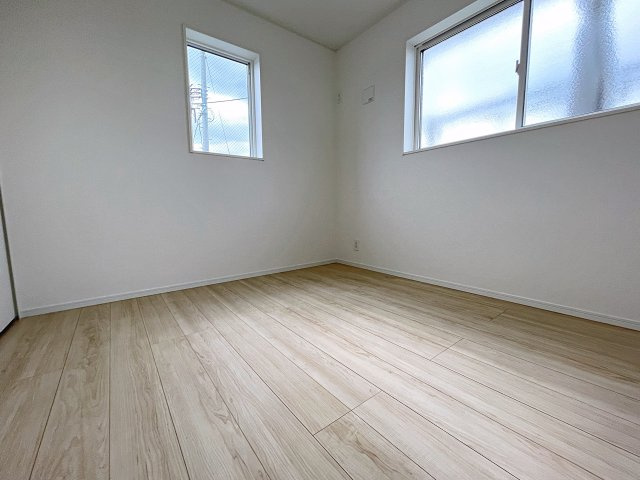 新築戸建・新築建売　郡山市安積町笹川第7　永盛小・安積中の洋室|5.2帖の洋室はコンパクトなので空調効率が高く過ごしやすいプライベートルーム！
