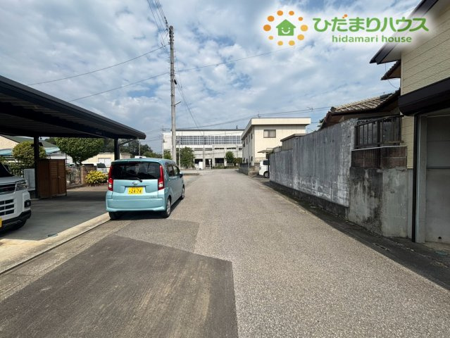熊谷市江南中央1丁目　新築一戸建て　いろどりアイタウン　01の前面道路含む現地写真
