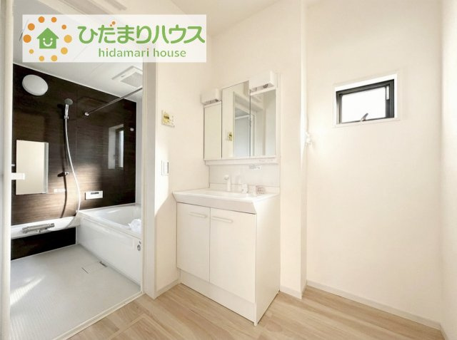 【独立洗面台】 | 牛久市南17期　新築戸建 | シンプルで使い勝手の良い独立洗面台！