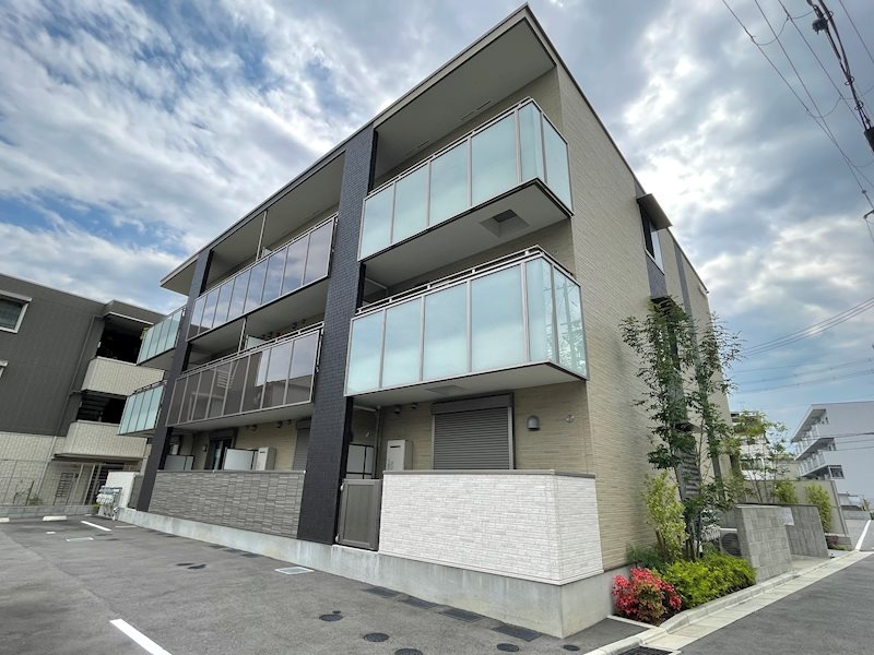 高槻市城西町のアパート