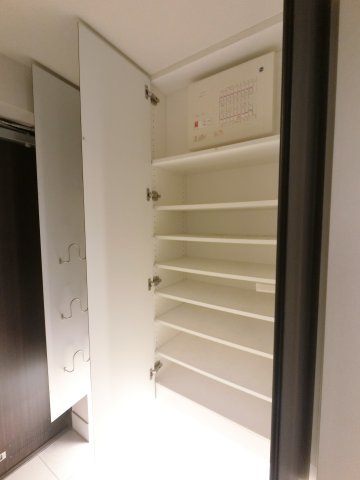 クレアホームズ千葉センタークロスの収納|※同建物・別室写真