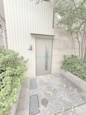  | HOUSE PLUS ONE