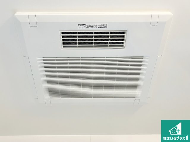 堺市東区日置荘北町　新築一戸建ての冷暖房・空調設備|四季を通して快適なバスライフをお手伝いする浴室暖房乾燥機！浴室の乾燥・暖房・涼風・換気はもちろん、２４時間換気にも対応！