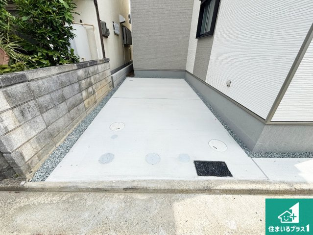 堺市東区日置荘北町　新築一戸建ての駐車場|駐車スペース！散水栓があるので、こまめに愛車を洗えます！