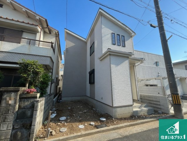 堺市東区日置荘北町　新築一戸建ての外観|安心の10年保証！外観を美しく保ち、雨水で汚れを落とします！気になることがありましたら、お気軽にお問い合わせください！