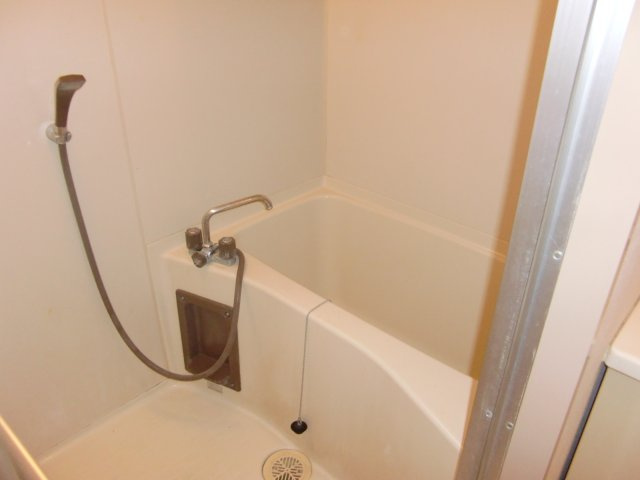 プレアール宝塚泉町の浴室|日々の暮らしに欠かせないお風呂です