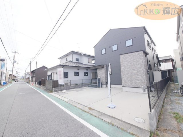 加古川市米田町平津　中古戸建