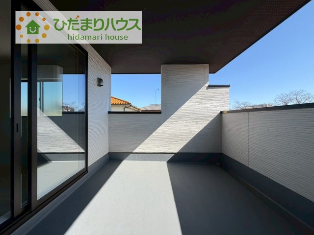 【バルコニー】 | 土浦市桜町2期　新築戸建　2号棟 | 人気が高いインナーバルコニーを採用♪天候を気にせず洗濯物を干せ、紫外線も気にせずに済みます(*^^)v