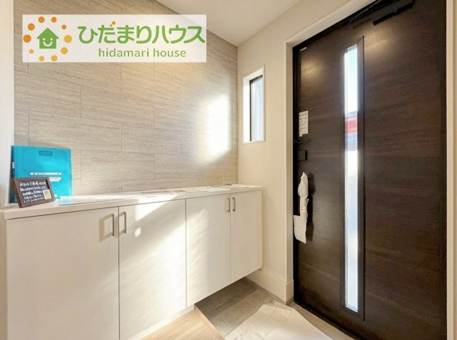 【玄関】 | 土浦市桜町2期　新築戸建　1号棟 | 家族の靴をたっぷり収納！大型シューズクローゼット付き(^^♪