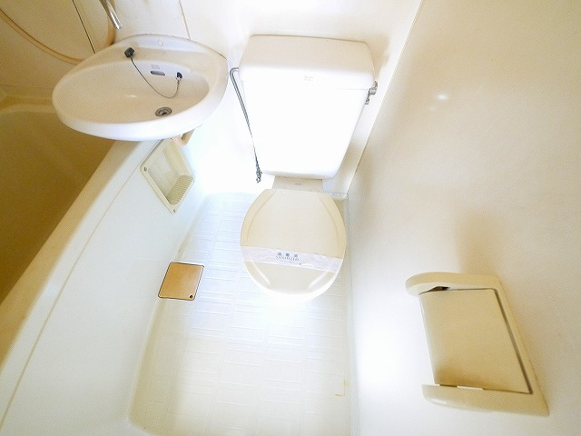 ヴィラパレスのトイレ|コンパクトで使いやすいトイレです