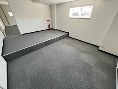  | 久保田工業ビル | 2階