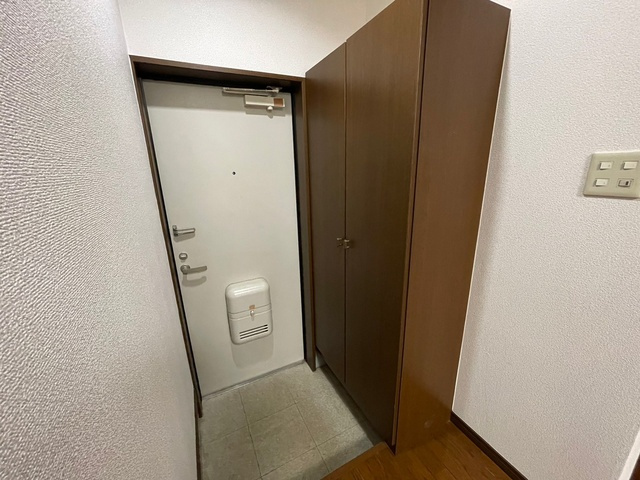 パルメディア　Sの玄関