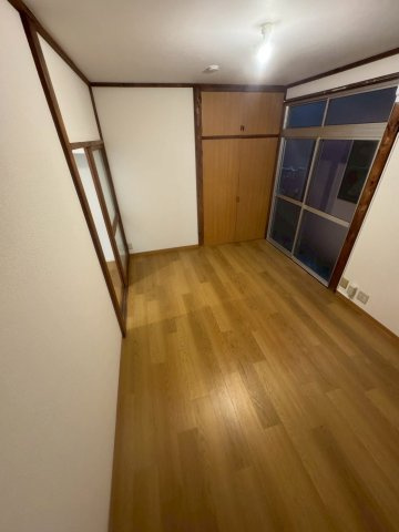 セブンハイツの洋室