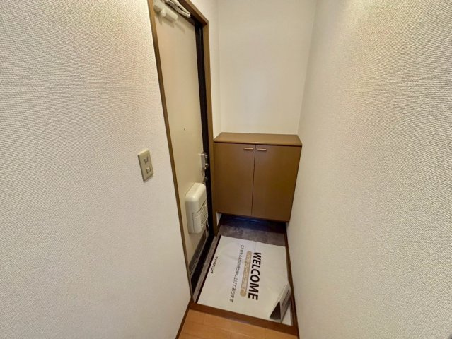 サニーハイツ田寺　A棟の玄関