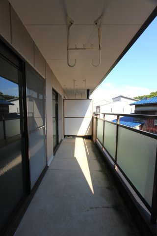 セラフィ西原のバルコニー|参考写真です。現況優先。