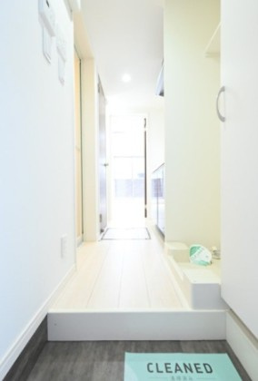 レーヴ中村橋の玄関