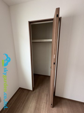 藤沢市大庭5221番　新築戸建　全3棟 A号棟の収納|こまごまとしたものを収納できそうですね