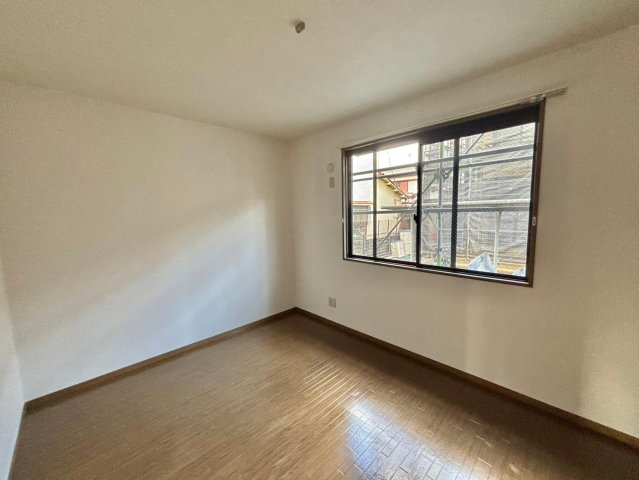 サニーハイツ田寺　Ｂ棟の洋室