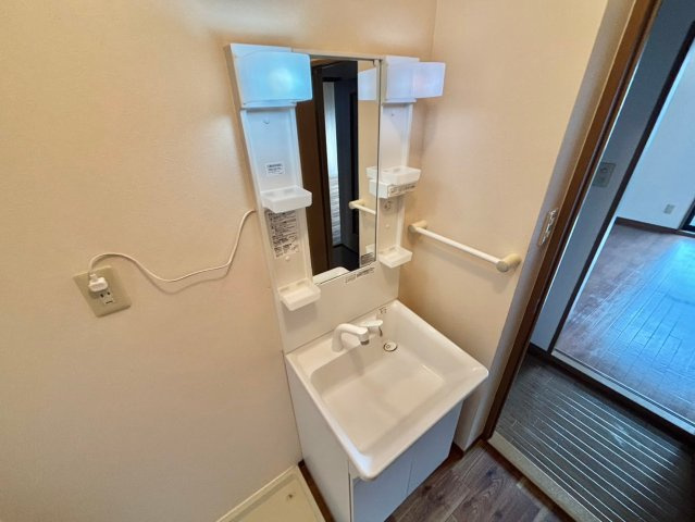 サニーハイツ田寺　Ｂ棟の独立洗面台