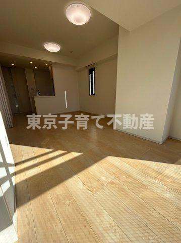 グランカーサ本駒込の居間・リビング