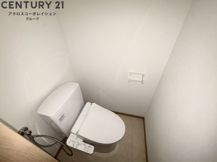 ゆったり落ち着けるトイレです