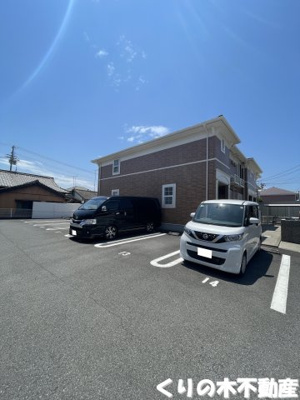 【駐車場】 | シャトレ－ヌ立花Ｂ | 駐車場完備です