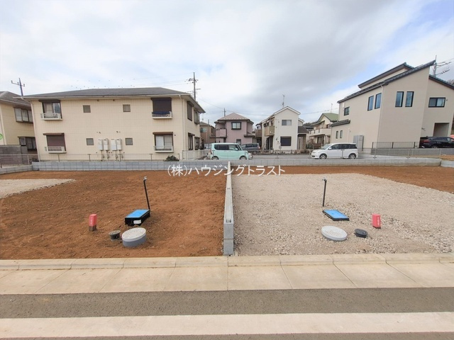 仲介手数料無料　GRAFARE 所沢市北秋津4期 全2棟　の駐車場