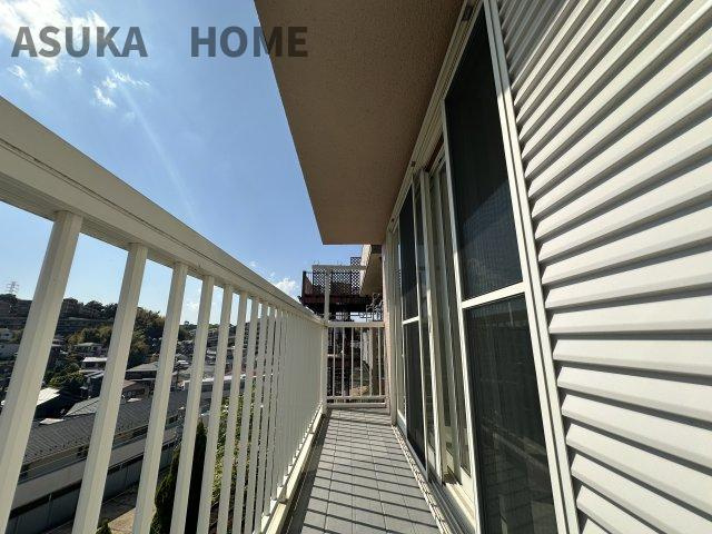 杉田5丁目　中古戸建の周辺|平日は朝8時からオープン！地元の方達にも喜ばれているドラッグストアです。