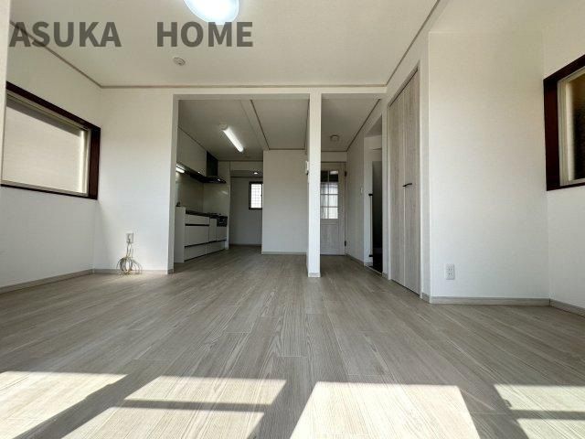 杉田5丁目　中古戸建のキッチン|トクラス社のシステムキッチンで毎日のお料理も楽しく出来そうですね。