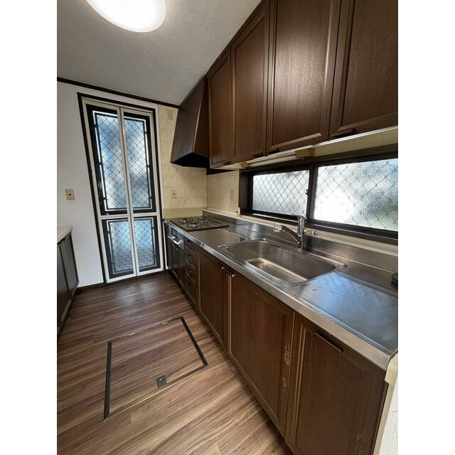 菊池郡菊陽町大字久保田の一戸建てのキッチン