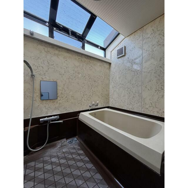 菊池郡菊陽町大字久保田の一戸建ての浴室