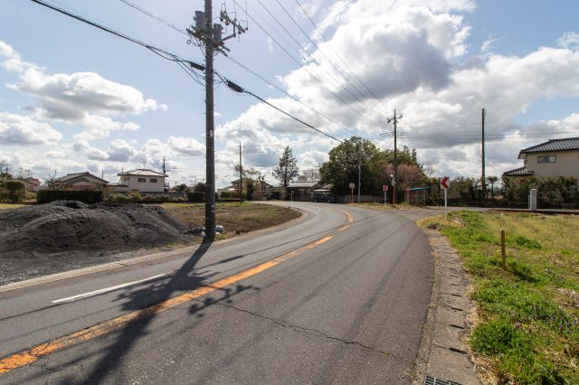 足利市野田町の売地の前面道路含む現地写真