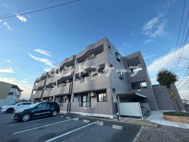 グレースマンションの外観|高崎、前橋のお部屋探しはエンドスケープまで！お客様の理想お聞かせ下さい♪