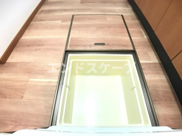 グレースマンションのキッチン|床下収納
高崎、前橋のお部屋探しはエンドスケープまで！お客様の理想お聞かせ下さい♪