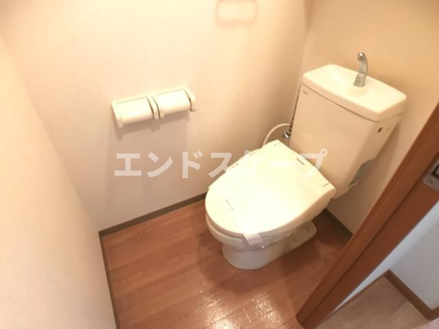 グレースマンションのトイレ|シャワー付トイレ
高崎、前橋のお部屋探しはエンドスケープまで！お客様の理想お聞かせ下さい♪