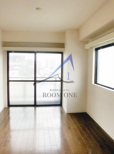 ＹＭＴプレイスⅠの居間・リビング|洋室のお部屋です。