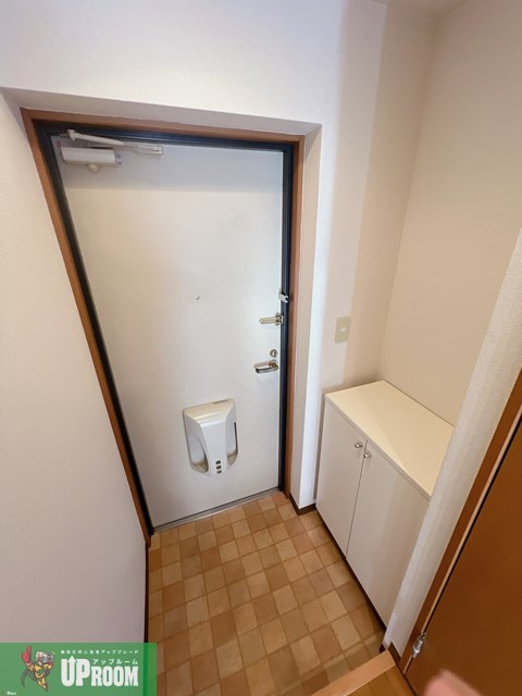 ブランドールの玄関