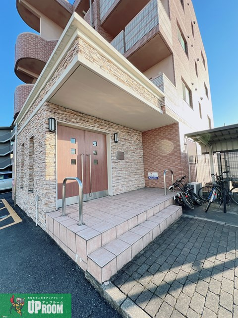 ブランドールのエントランス