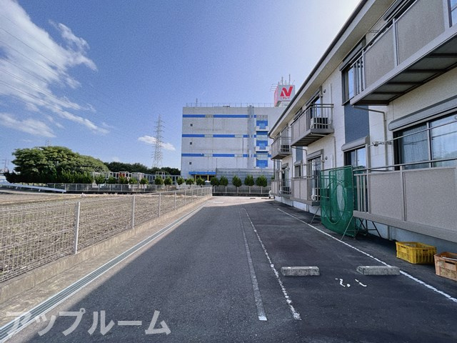 アメージングの駐車場