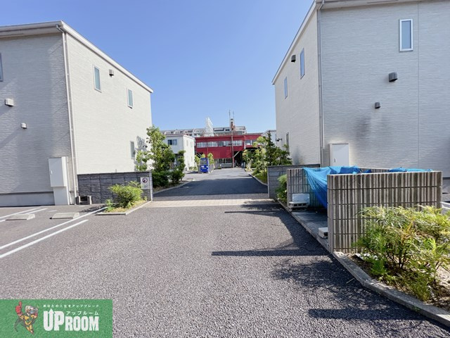roble glandの駐車場