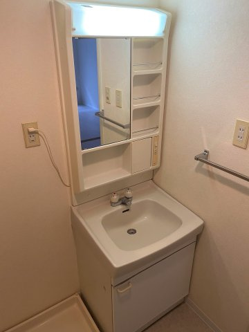 サニーヒル長後の洗面所|他号室参考写真