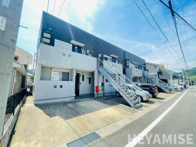 トラヴィスⅠの駐車場