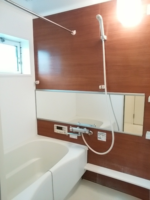 メゾン・ド・ソレイユの浴室