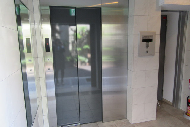 ＶＡＲＩＡＮＴ　Ｓのその他共用部分|便利なエレベーター完備です♪