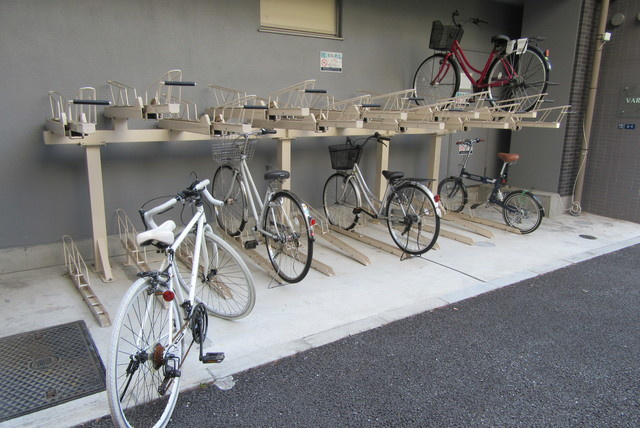 ＶＡＲＩＡＮＴ　Ｓのその他共用部分|敷地内に駐輪場あります♪