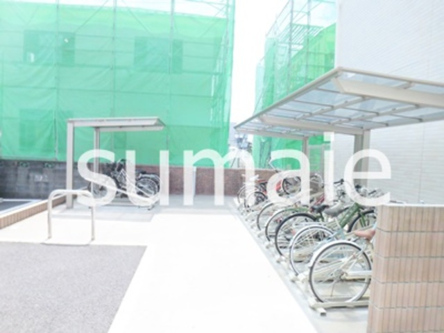 リブリ・F・P　Crestの駐車場|駐輪場☆