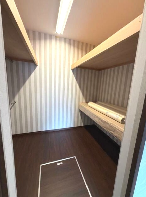 八街市榎戸　中古戸建の寝室|令和4年12月築 4LDK 駐車2台可能  リビング約24.5帖 複層ガラス 全室エアコン 浴室乾燥