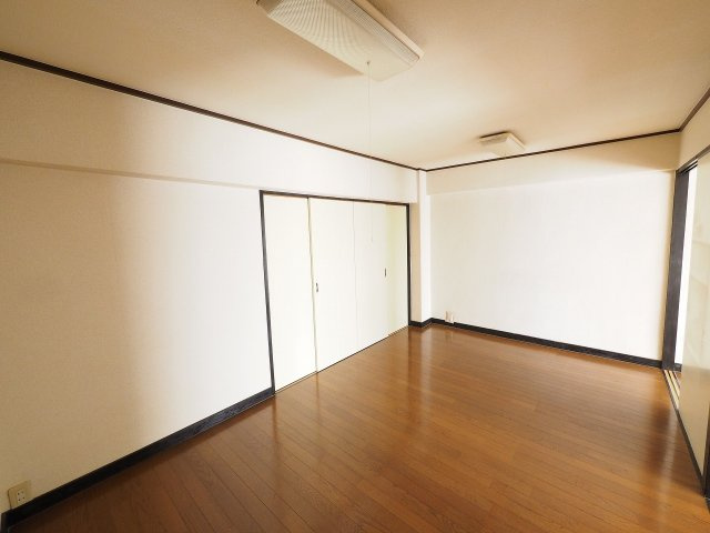 【弊社専任】新所沢マンションの洋室