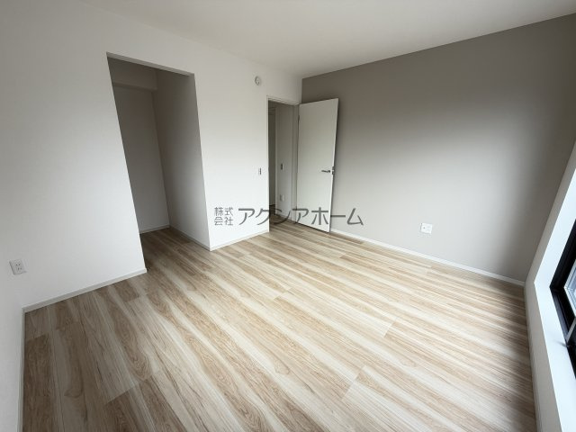 所沢市狭山ヶ丘1丁目・全1棟　新築一戸建の寝室|洋室8.5帖